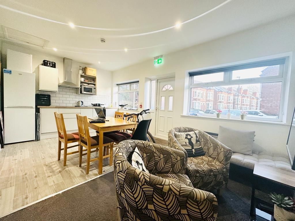 Property photo 1 of 9 Open Plan Living/Kitchen
