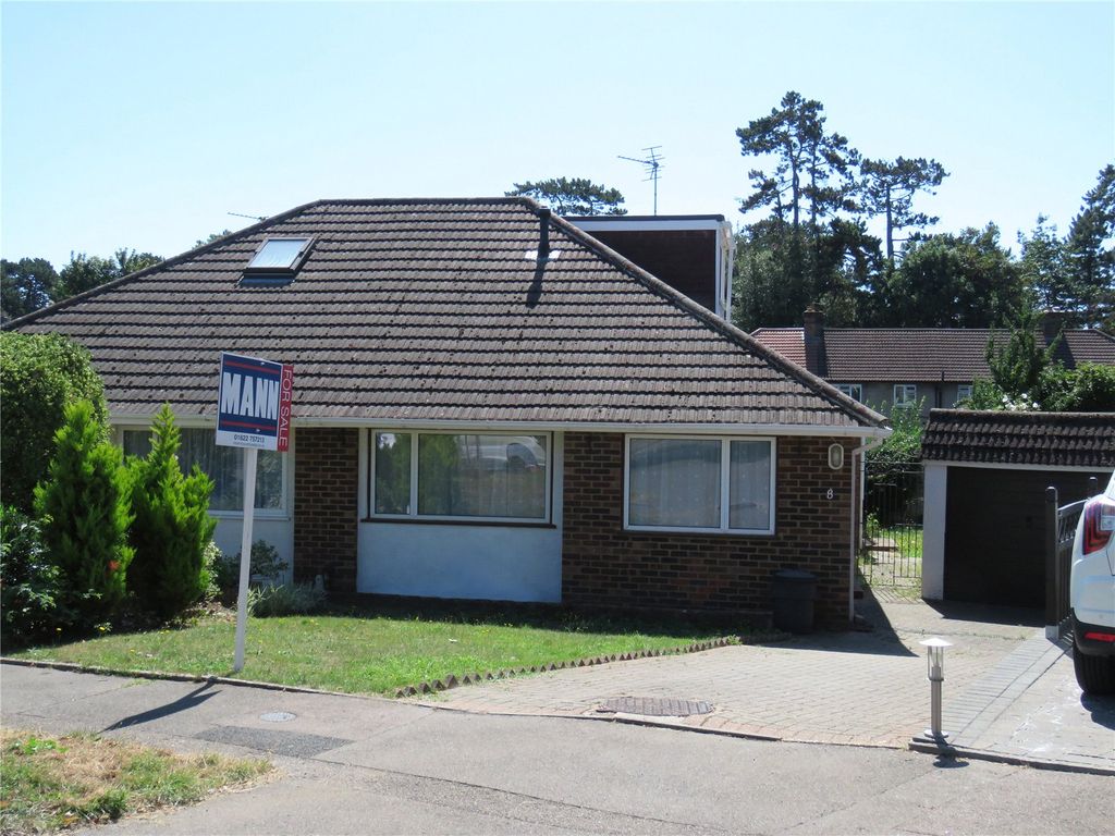 Property photo 2 of 21 Picture No. 22