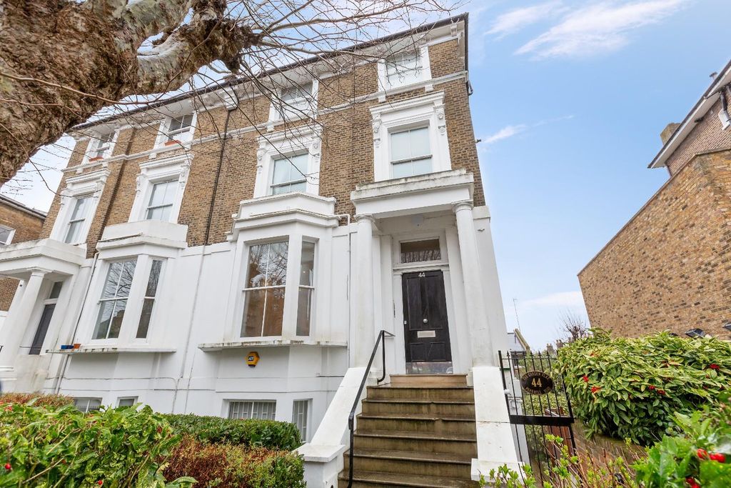 Property photo 3 of 8