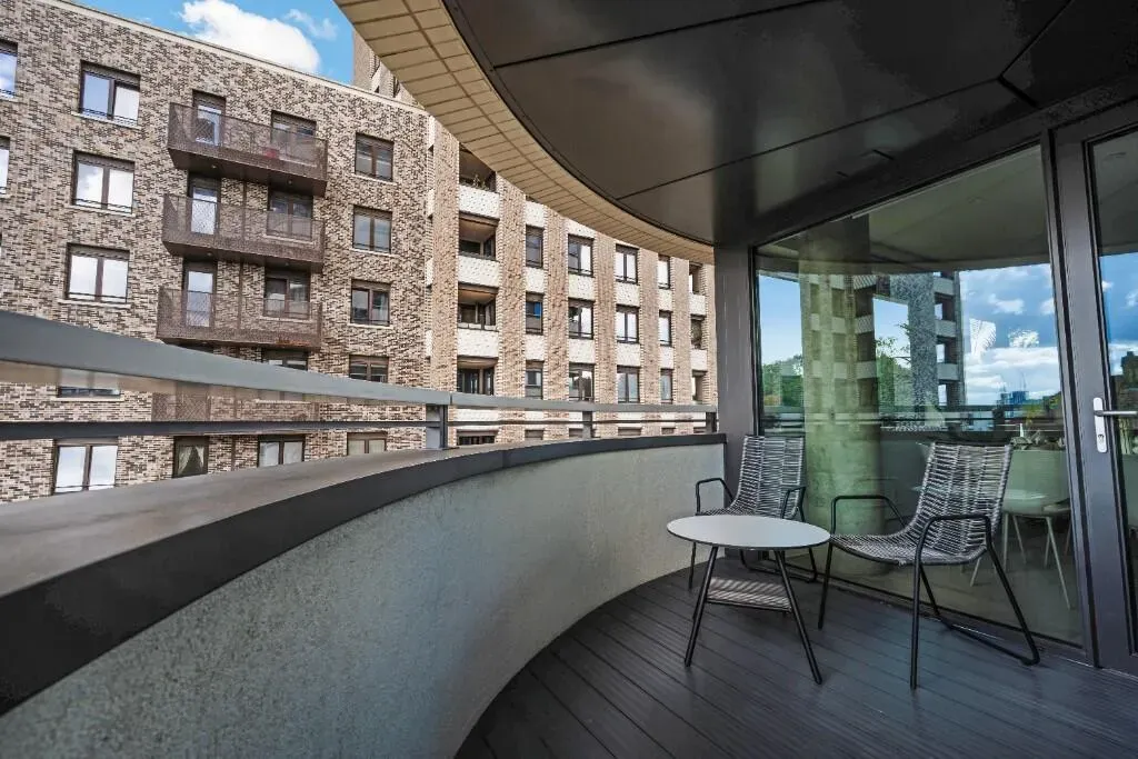 Property photo 3 of 21