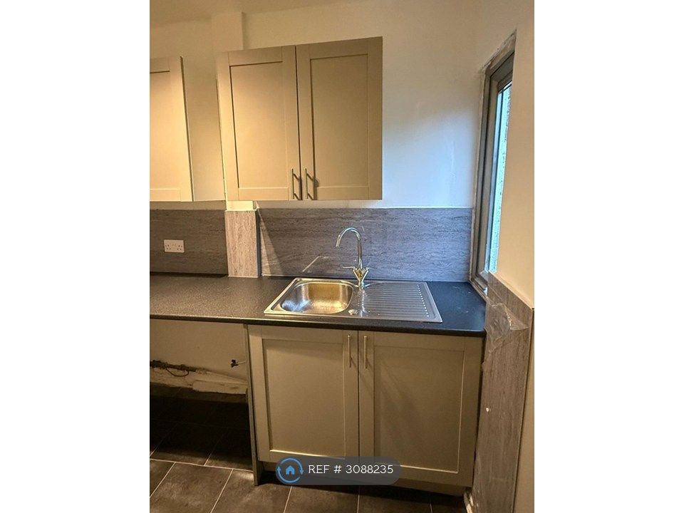 Property photo 1 of 25