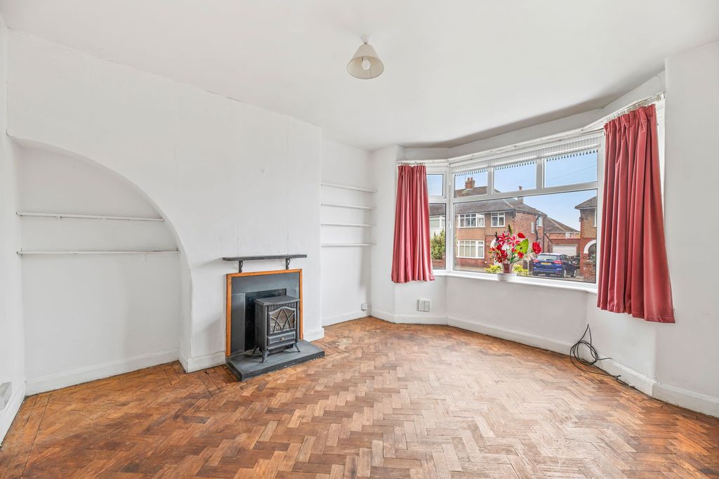 Property photo 2 of 19