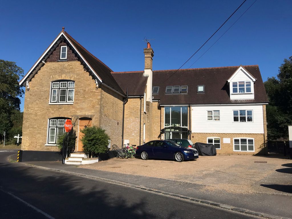 Property photo 1 of 9 Ground Floor, 2 Bedroom Flat - Withyham Rd, Groombridge