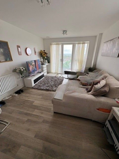 Property photo 2 of 12