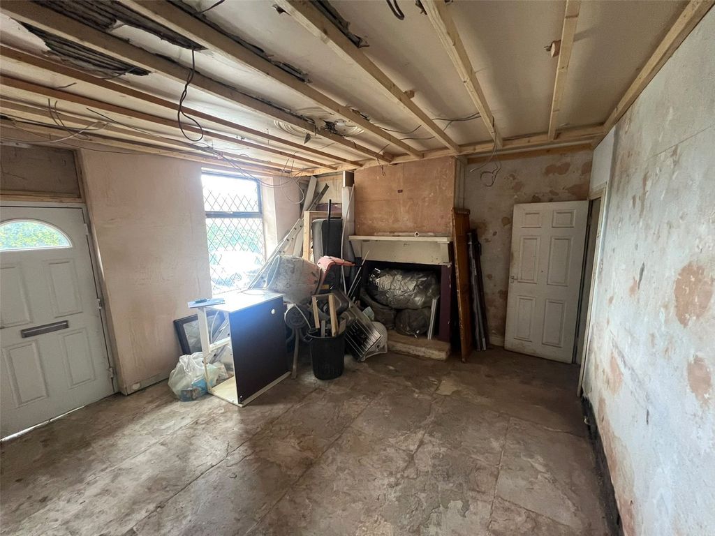 Property photo 2 of 16 Picture No. 03