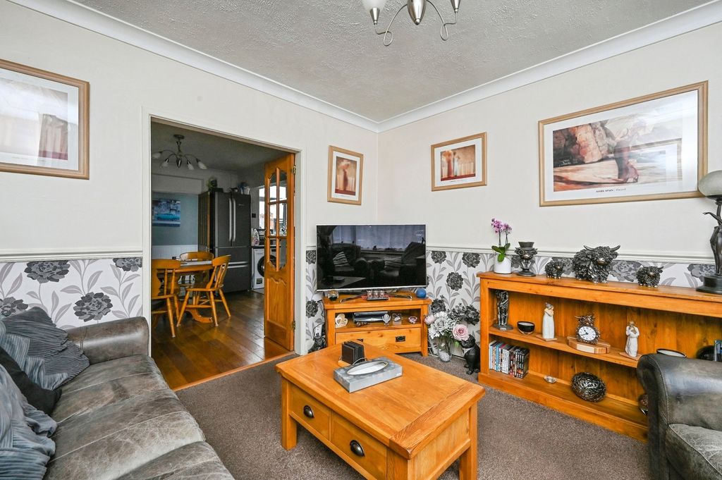 Property photo 2 of 18 Pbox-Img.Jpg