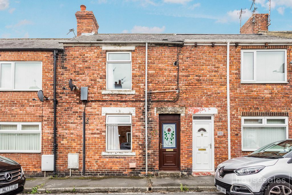 Property photo 1 of 12