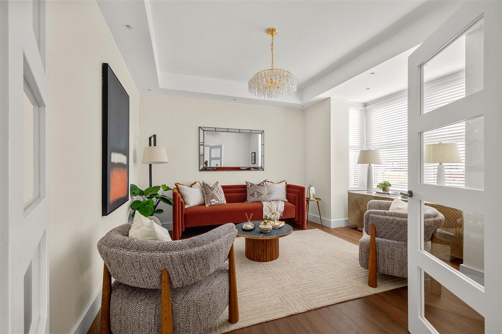 Property photo 2 of 24 16 Durham Road-2.Jpg