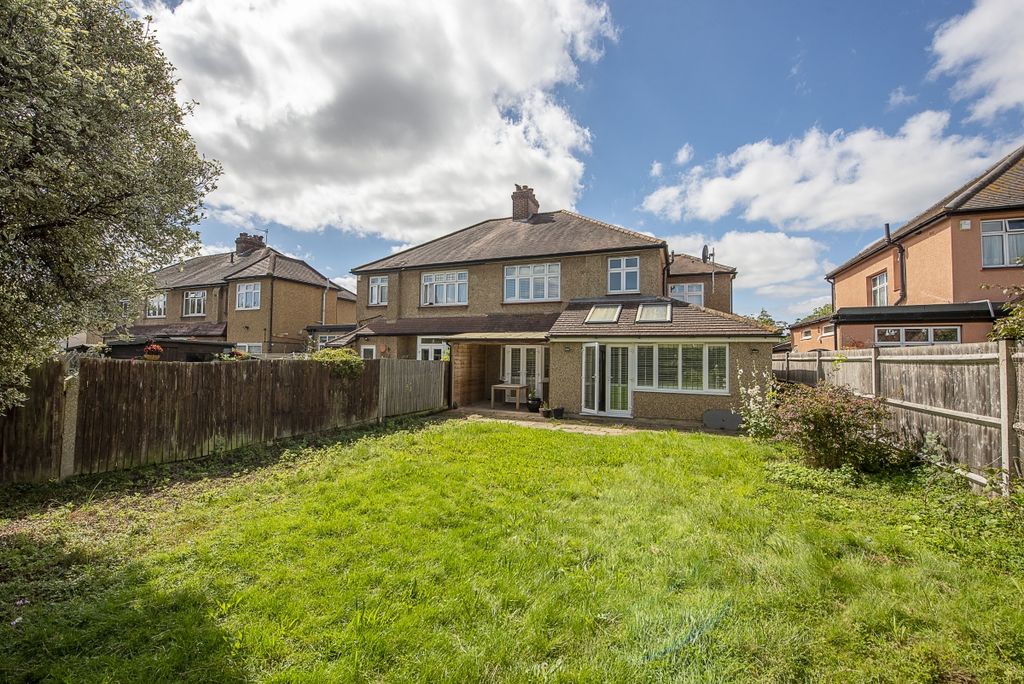 Property photo 3 of 23