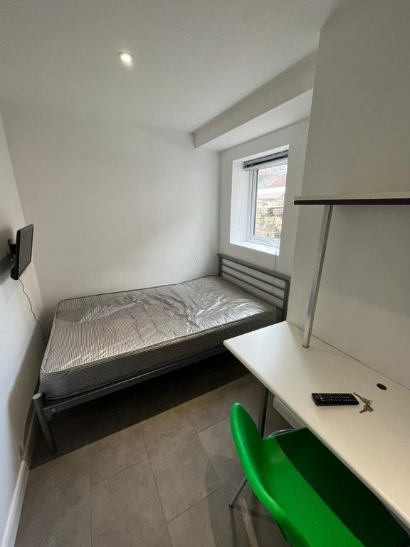 Property photo 3 of 18 Photo-2024-07-07-16-31-42.Jpg