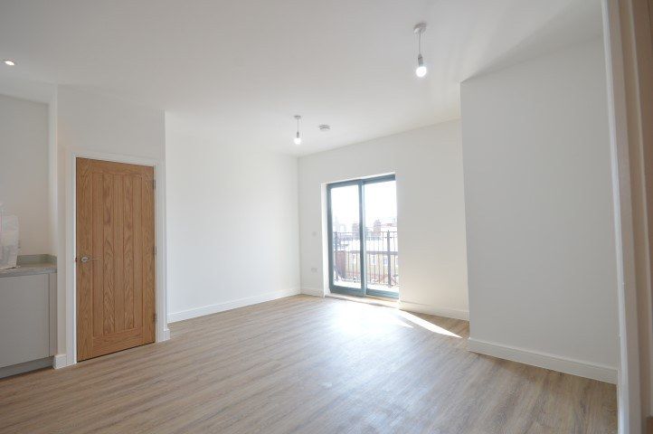 Property photo 3 of 9 Gallery