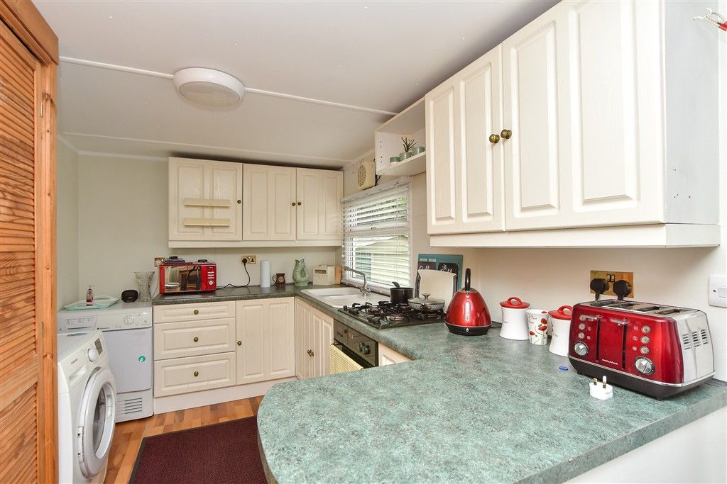 Property photo 1 of 7 Kitchen/Breakfast Room