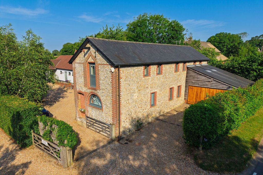 Property photo 1 of 26