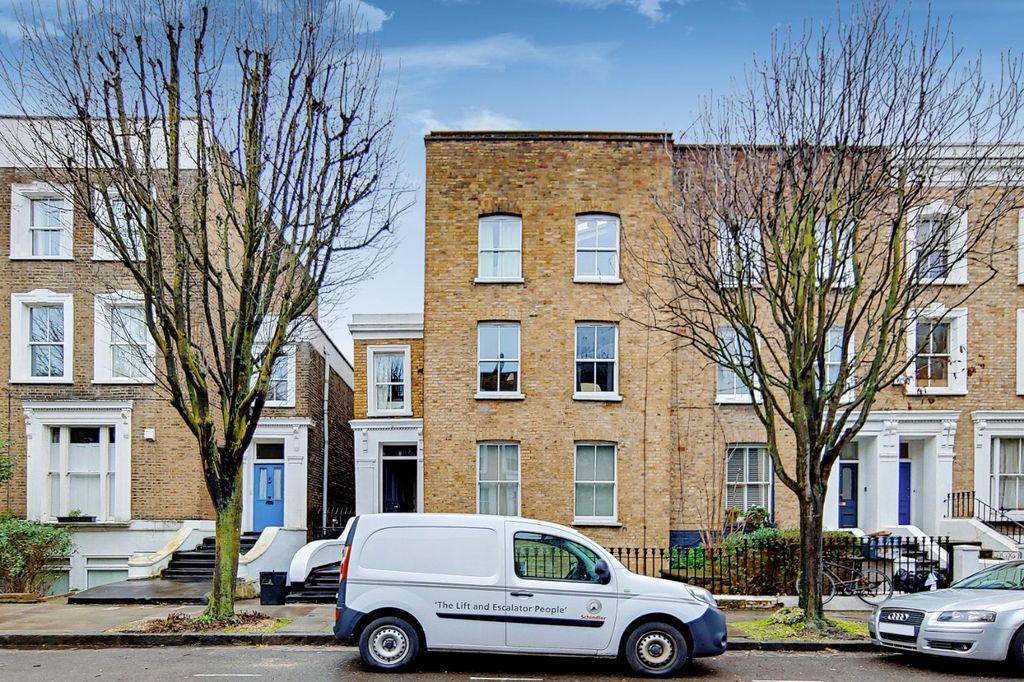 Property photo 2 of 10 Picture No. 24