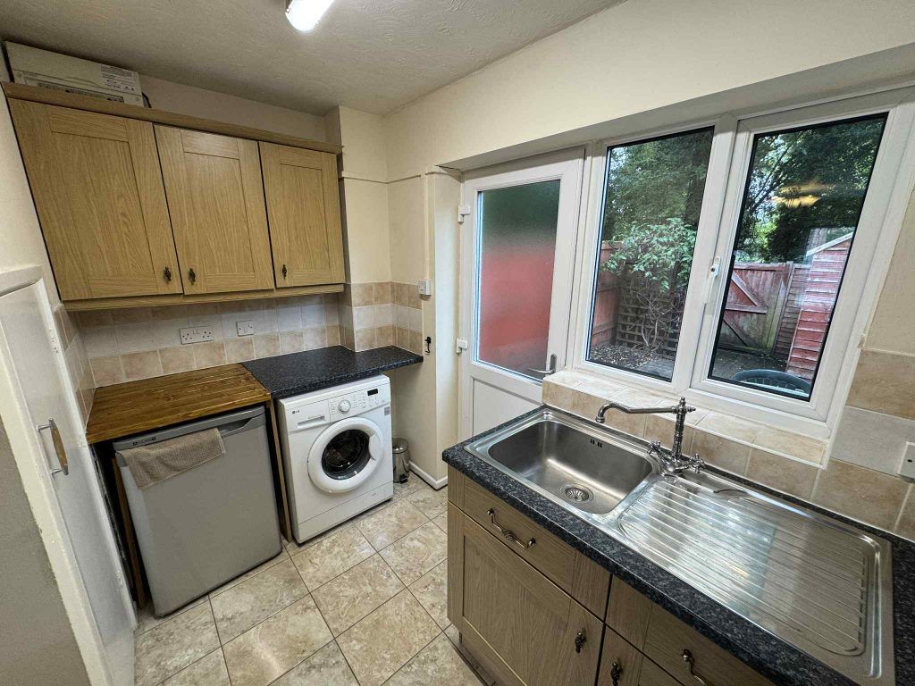 Property photo 3 of 9