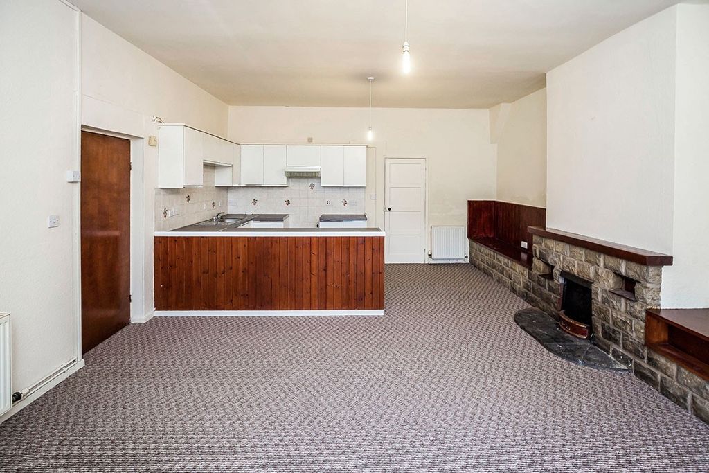Property photo 2 of 8 Open Plan Living Roo