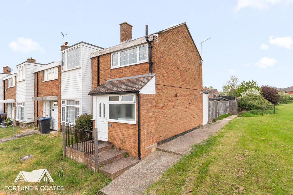 Property photo 1 of 26 Barnmead_41.Jpg