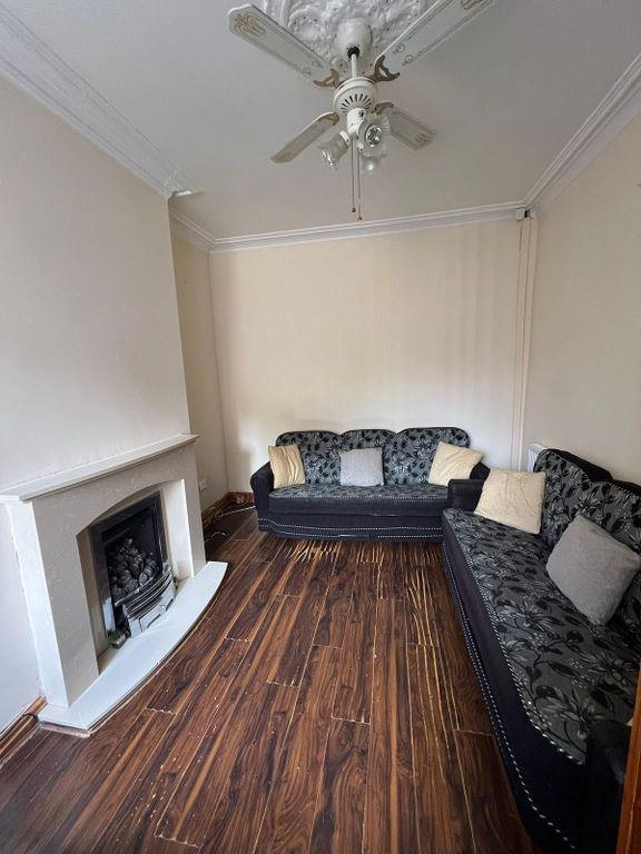 Property photo 2 of 3