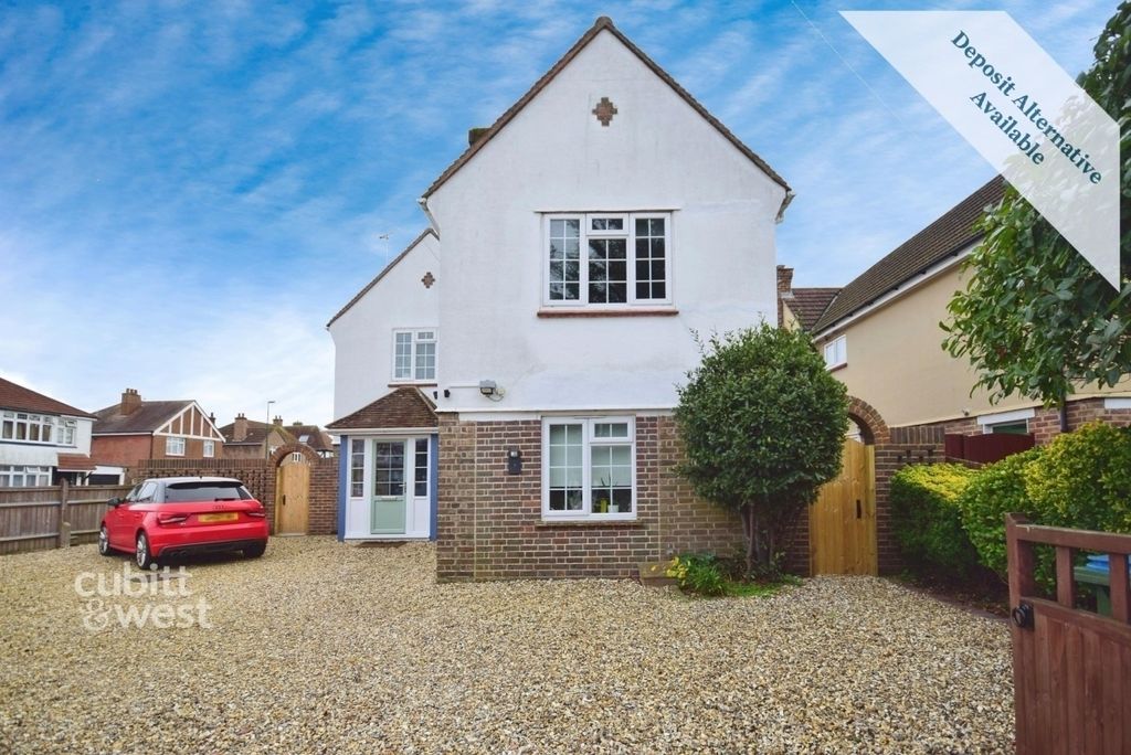 Property photo 1 of 17 1