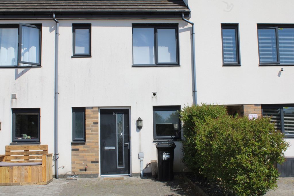Property photo 1 of 17 5386180
