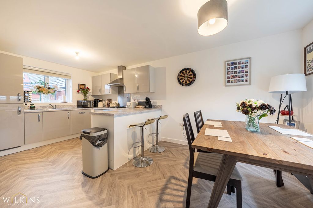 Property photo 2 of 34 Photograph