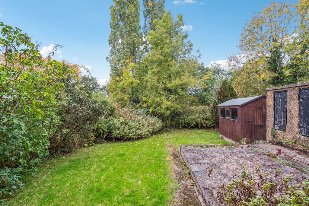 Property photo 2 of 9