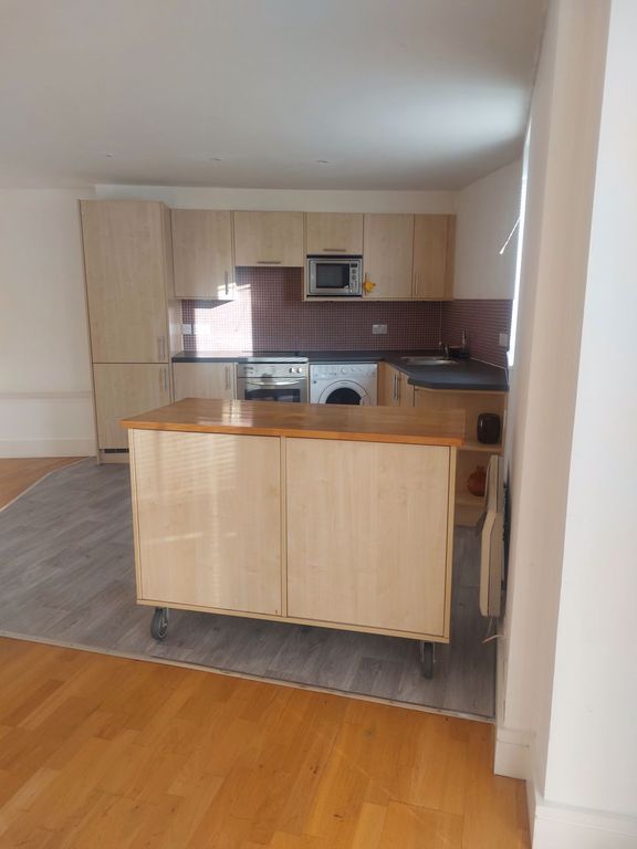 Property photo 3 of 11 Photo 16