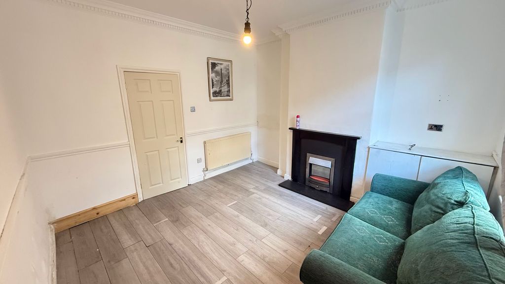 Property photo 2 of 10 Image