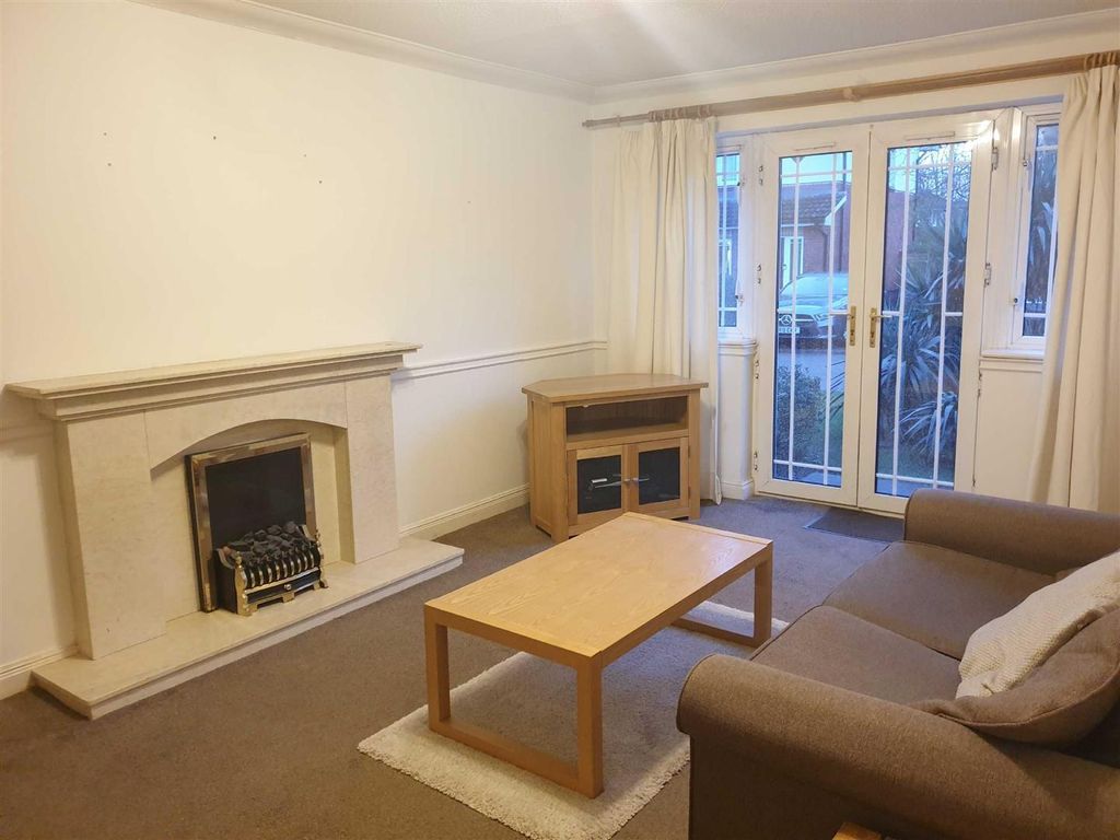 Property photo 3 of 7