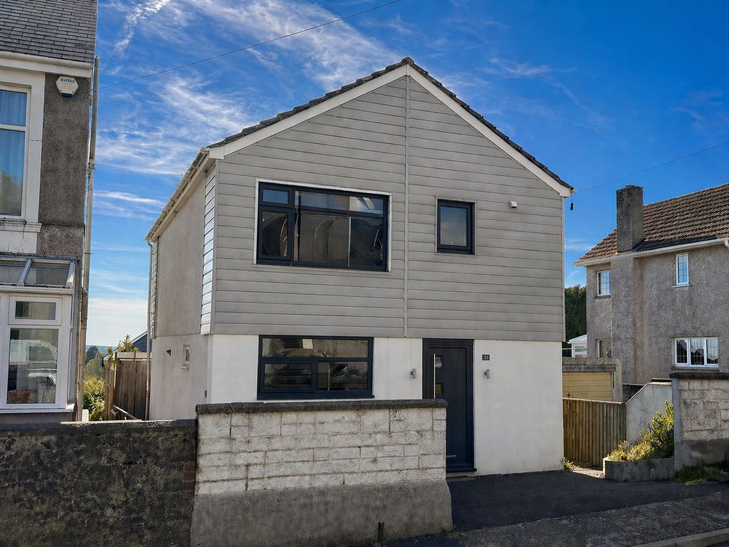 Property photo 2 of 29 Photo 30