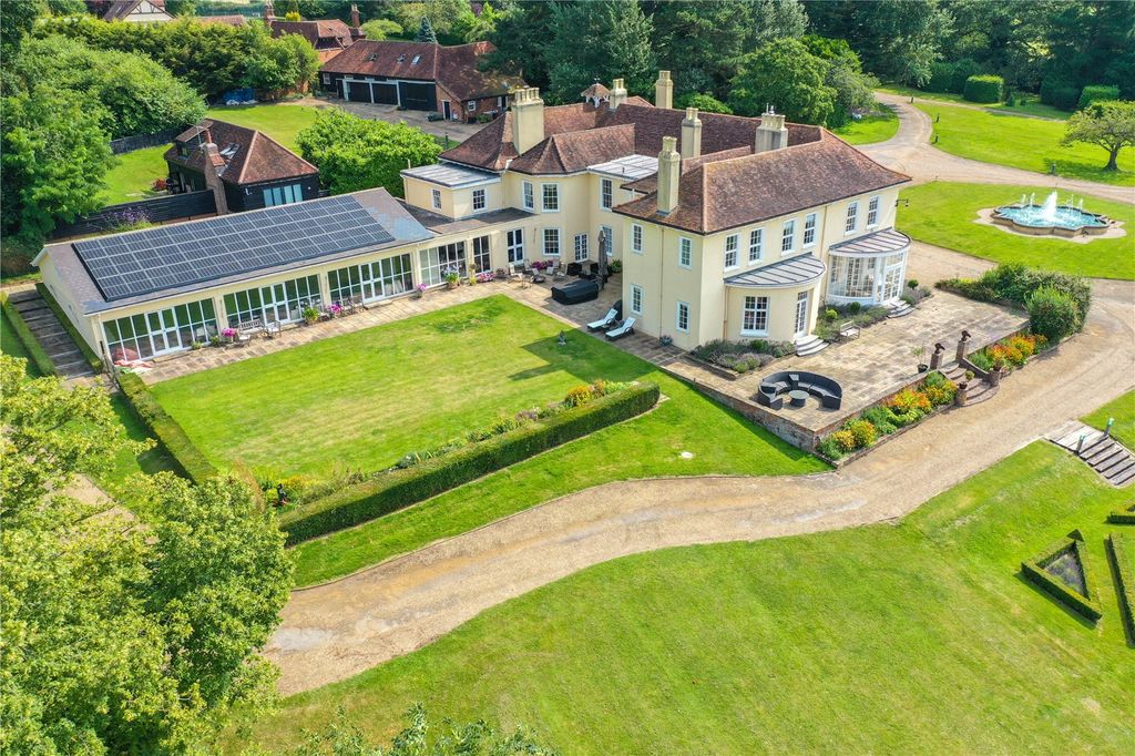 Property photo 2 of 39 Spring Aerial