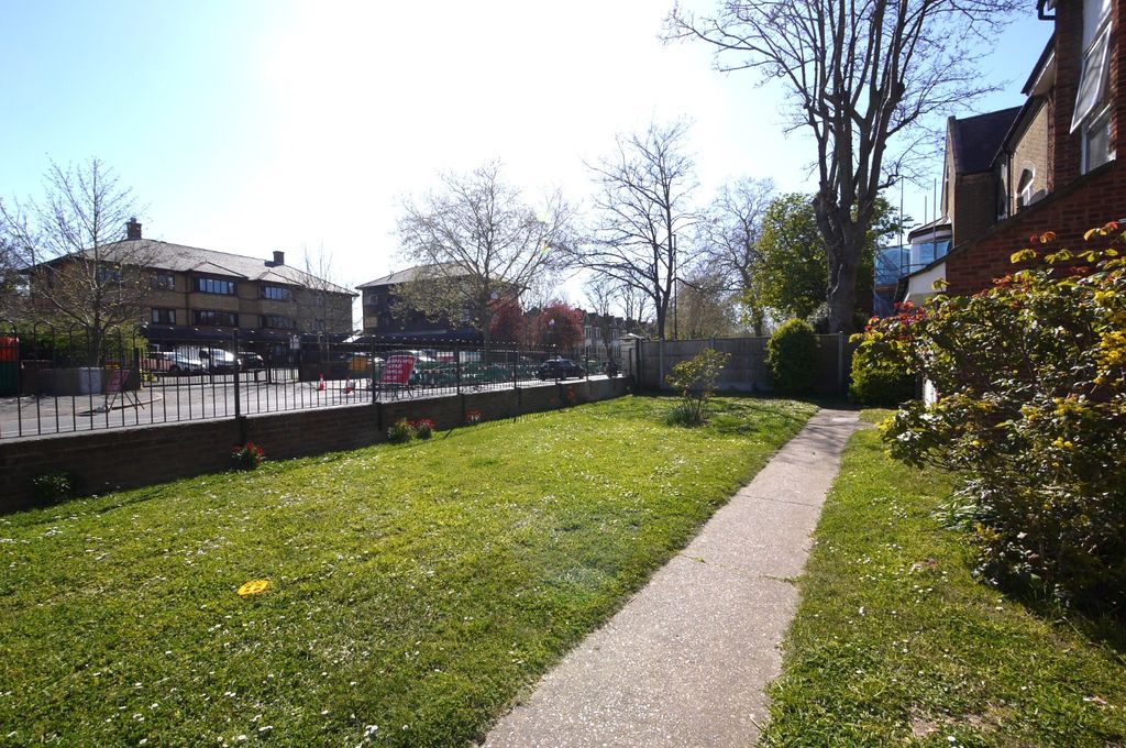 Property photo 1 of 5 4901450