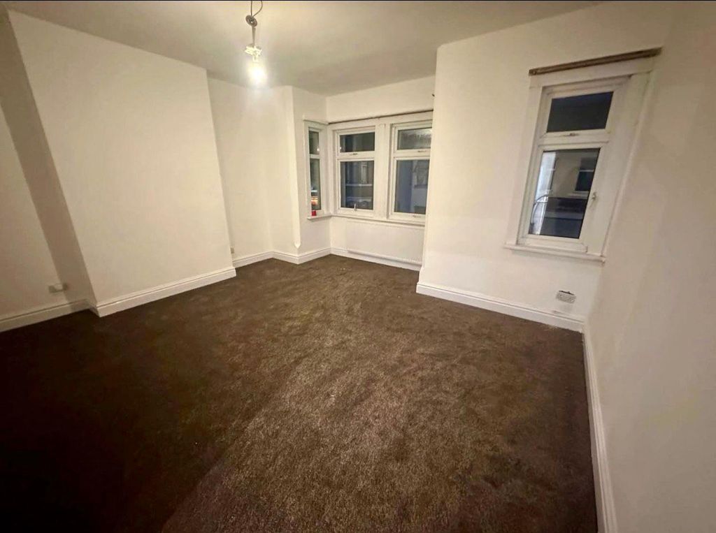 Property photo 3 of 12 Whatsapp Image 2025-11-27 At 11.00.03 (3).Jpeg