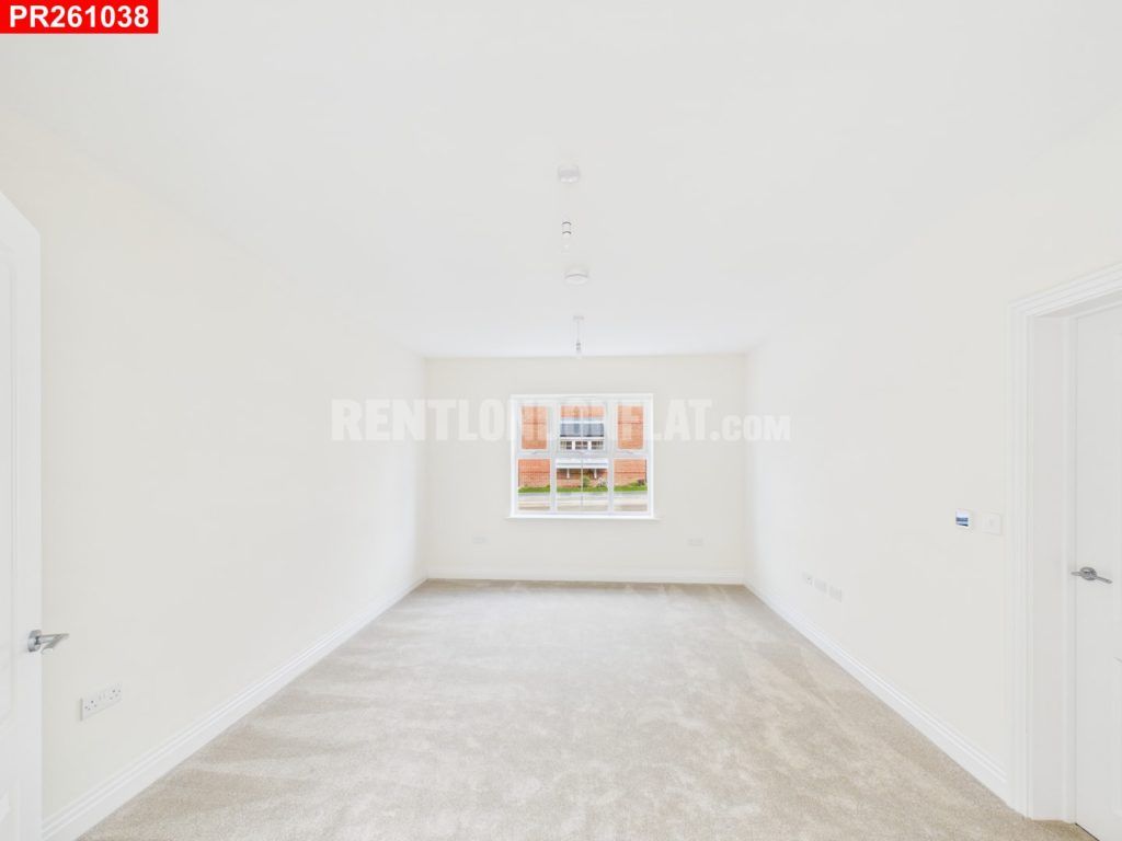 Additional image 4 of 4 bed flat to rentOakdale Road, Maidenhead SL6