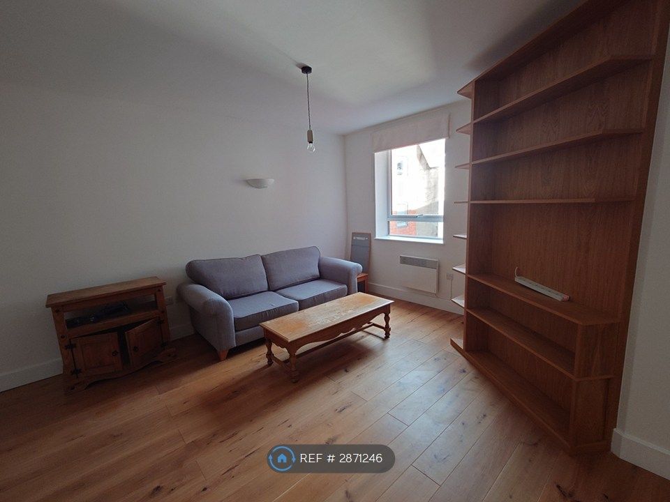 Property photo 3 of 8