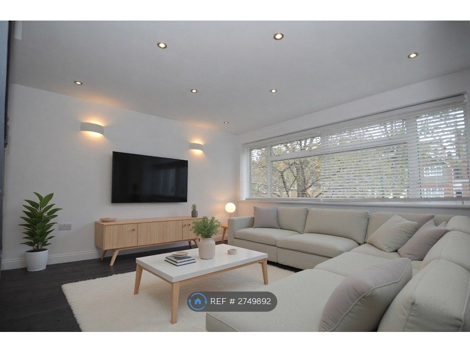 Property photo 1 of 11 Living Room Virtually Staged