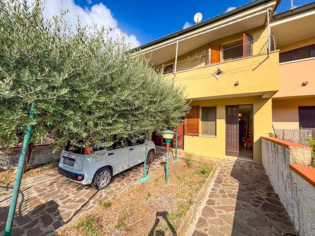 Property photo 2 of 39