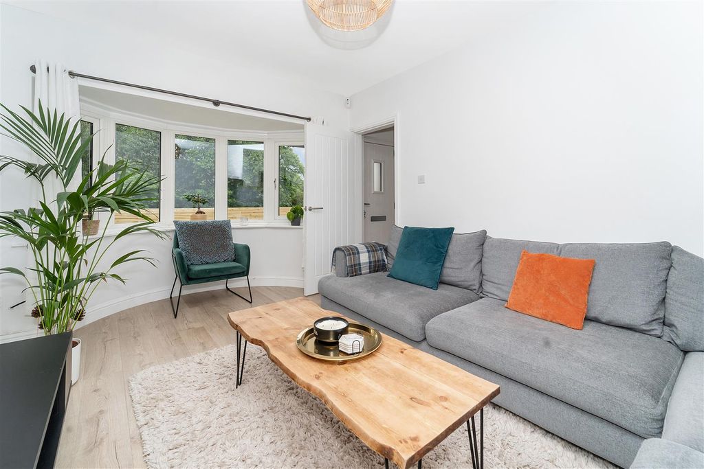Property photo 2 of 15 02.Jpg