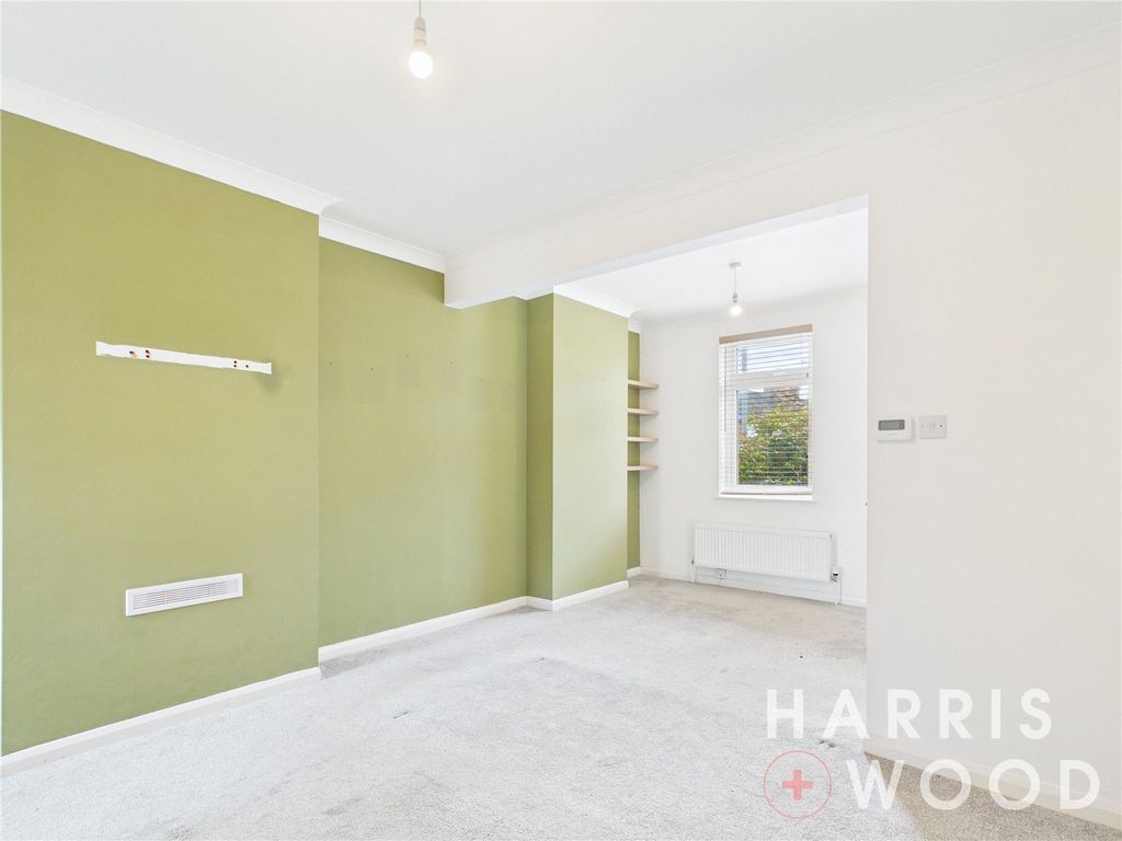 Property photo 2 of 18 Picture No. 15