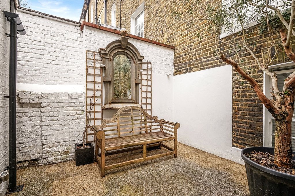 Property photo 2 of 16 Patio