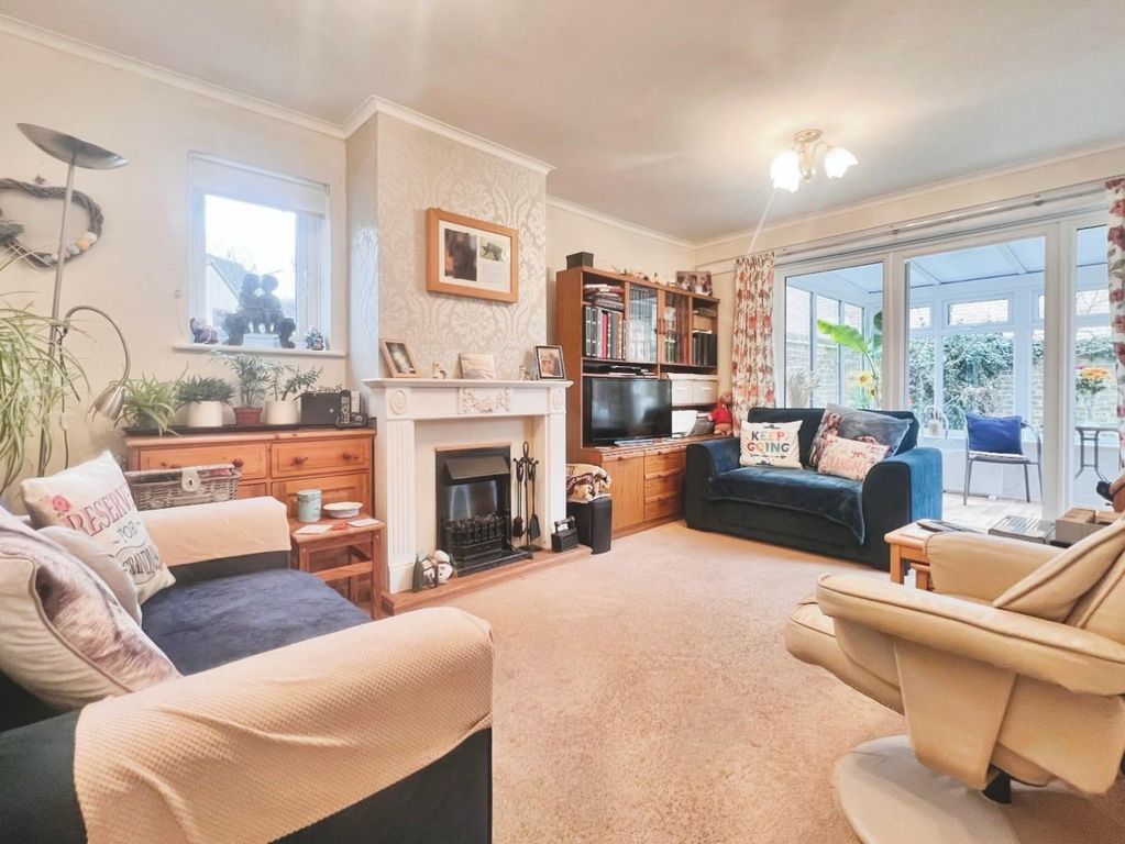 Property photo 3 of 15