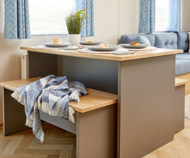 Property photo 2 of 5 Carnaby Breakaway Dining Area At Hoburne Bashley