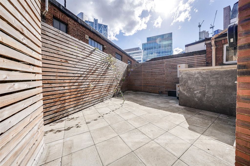 Property photo 2 of 15 Picture No. 29