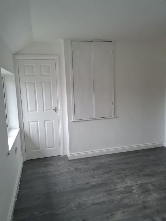 Property photo 3 of 15 1000059640