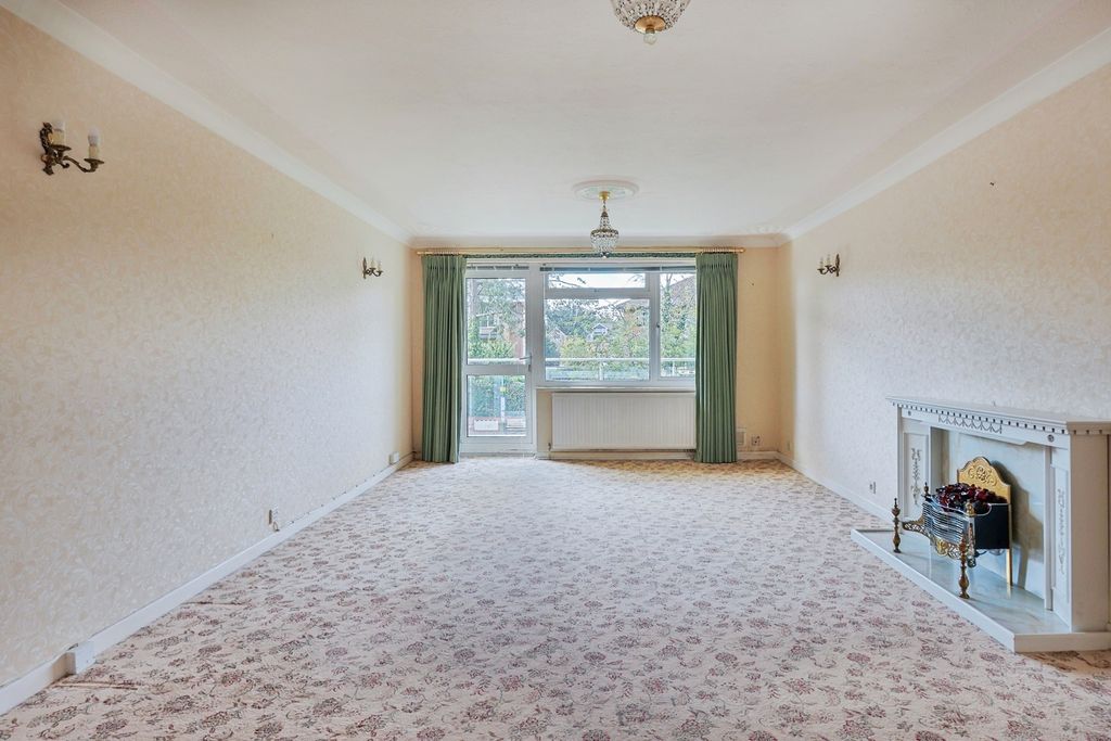 Property photo 2 of 24 Pbox-Img.Jpg