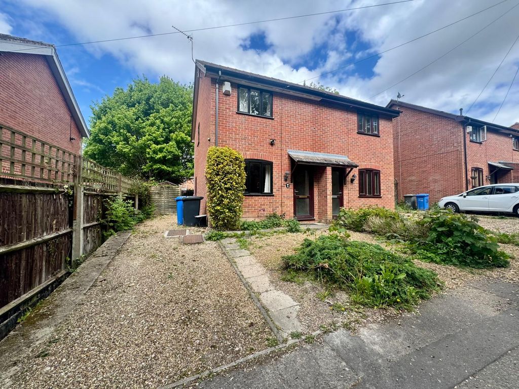 Property photo 1 of 11 Image