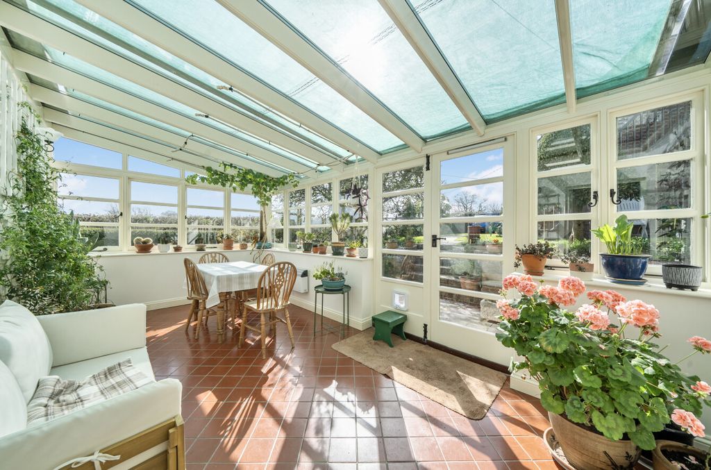 Property photo 3 of 31 1437467-22-69d68E...