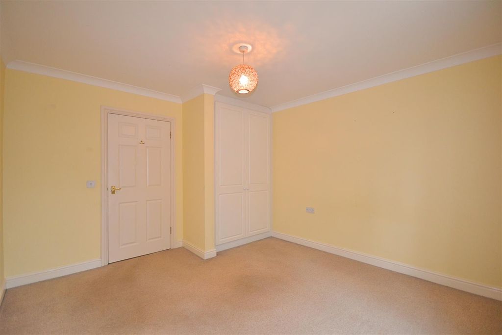 Property photo 3 of 8 2 (1).Png