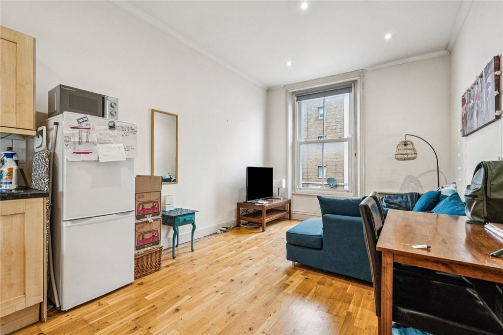 Property photo 3 of 8 Picture No. 08