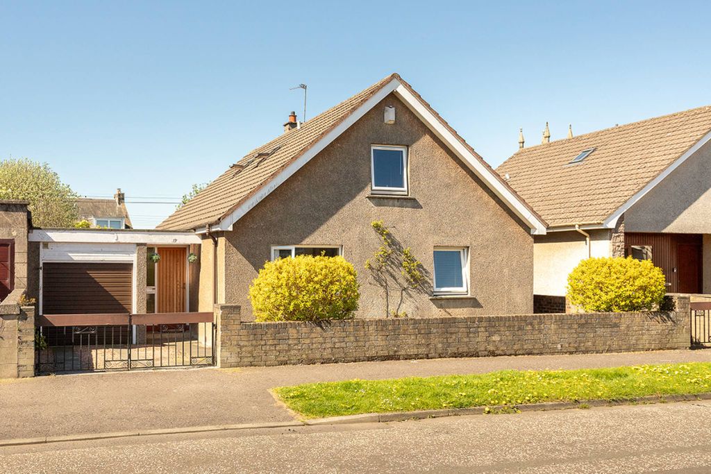 Property photo 1 of 26